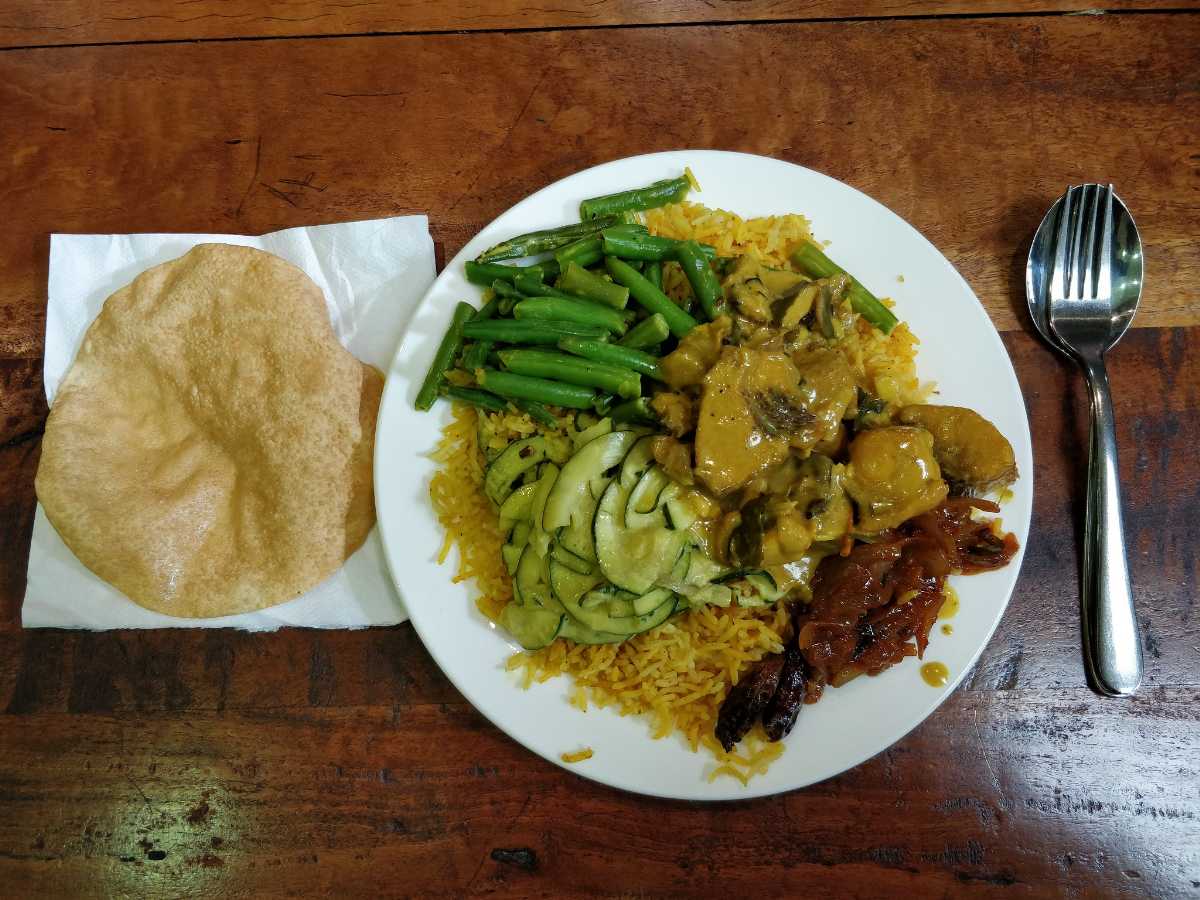 Rice and curry, Food in Colombo