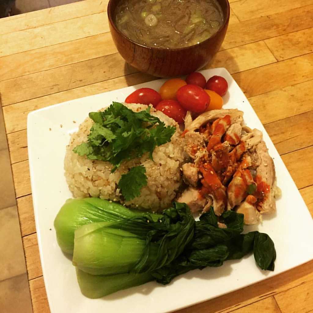 hainan chicken rice