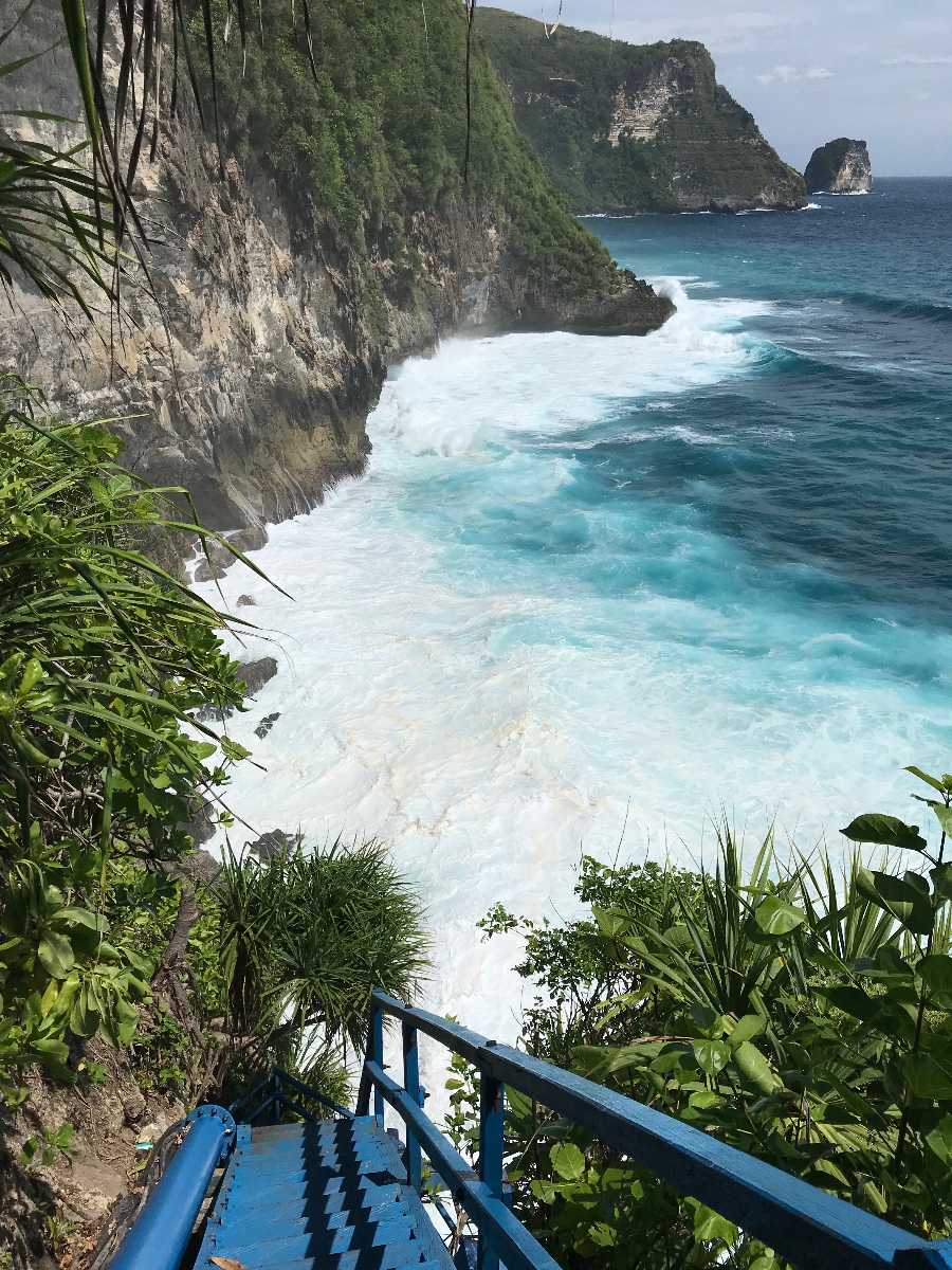 Peguyangan Waterfall