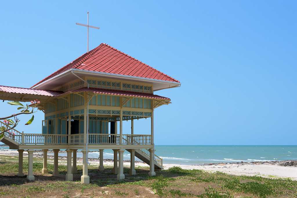 Beach Pavilion, Mrigadayavan Palace