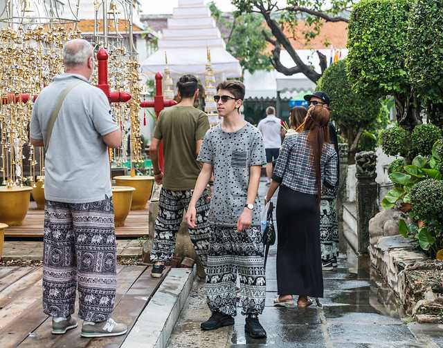 bangkok tourist attire