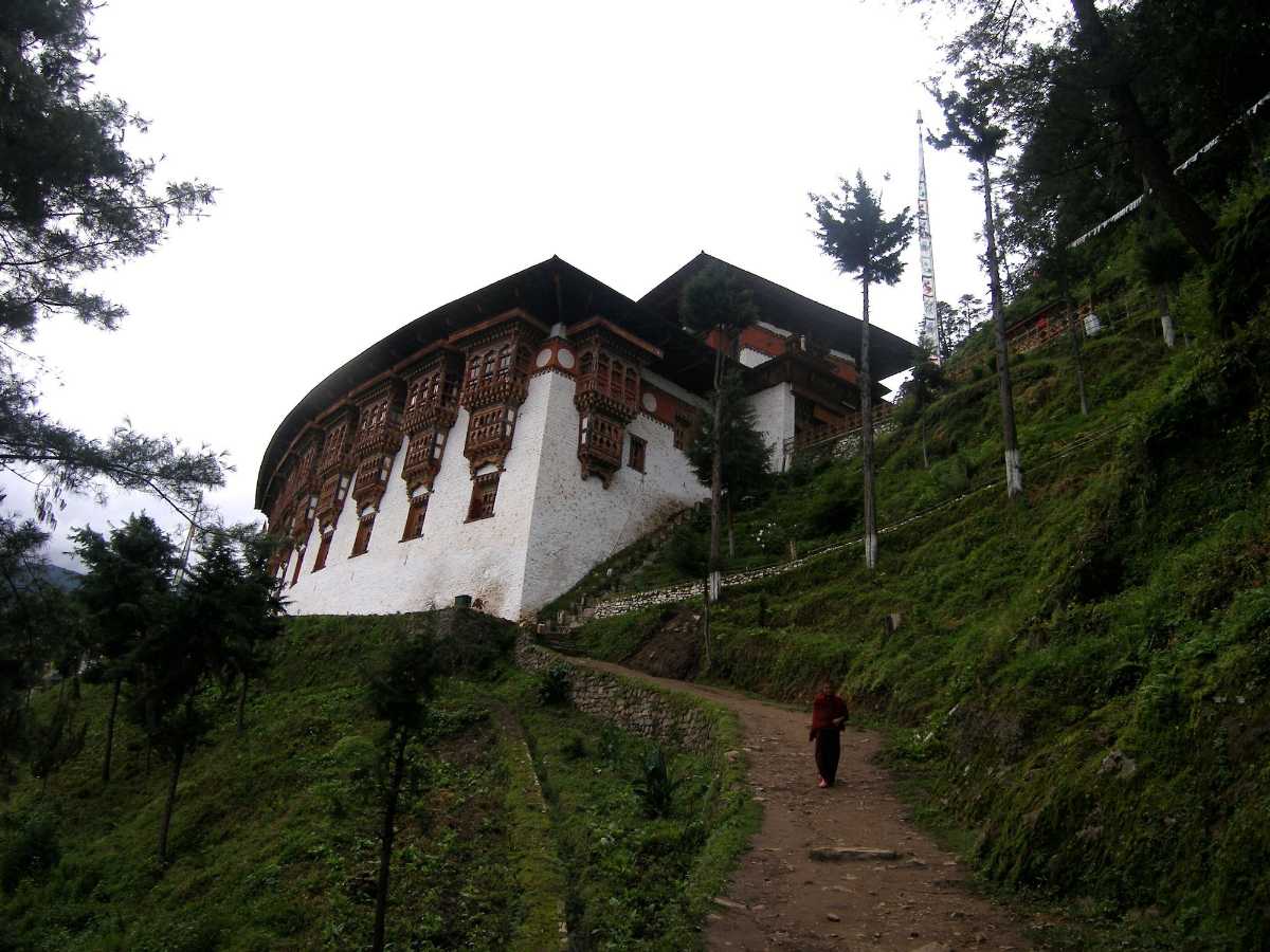 Hike to Tango Monastery
