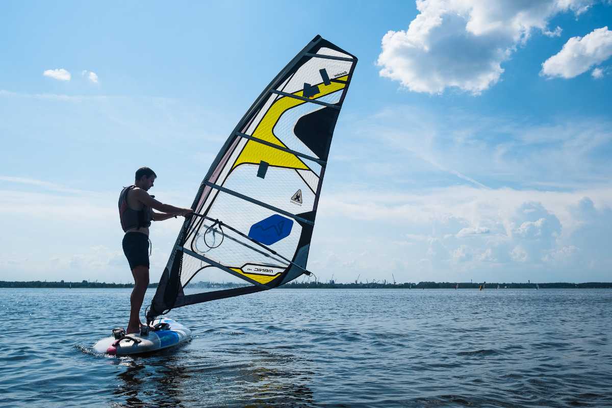 Windsurfing, Sri Lanka in November