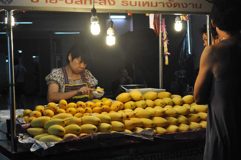 street vendor mango