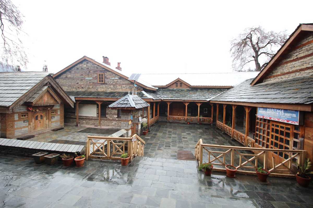 Naggar Castle