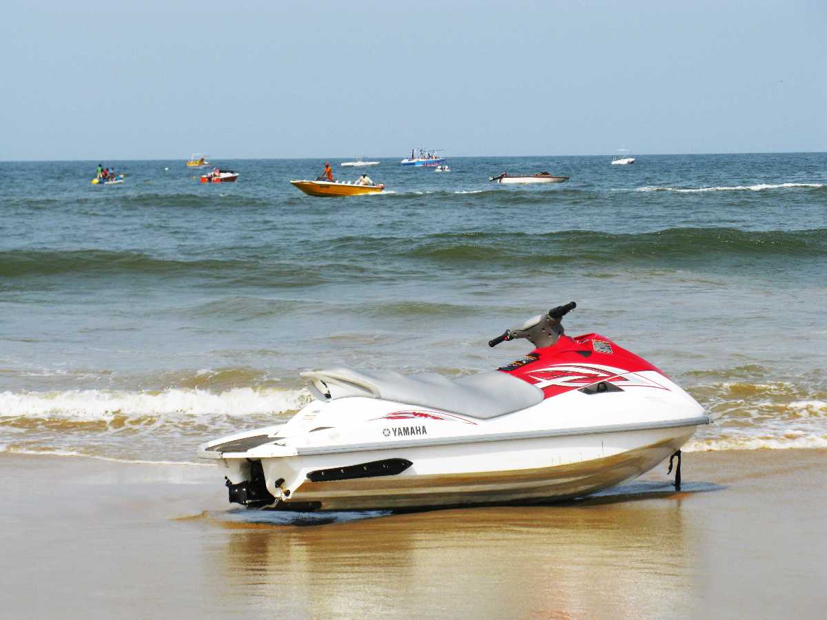 adventure sports goa, water scooters in goa, adventure activities in goa