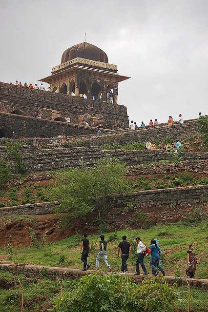 tourist places near gandhinagar