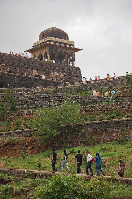 tourist places around gandhinagar gujarat