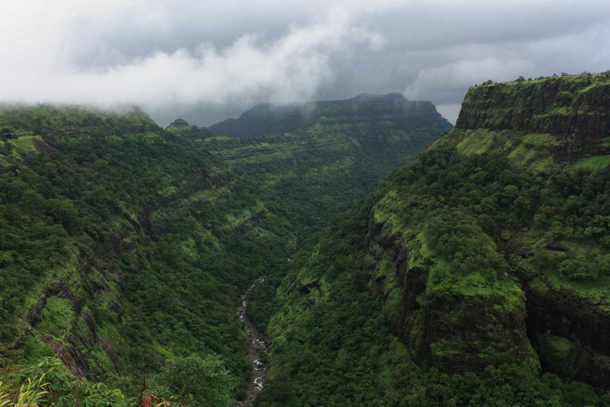 Setting the monsoon mood over the hills