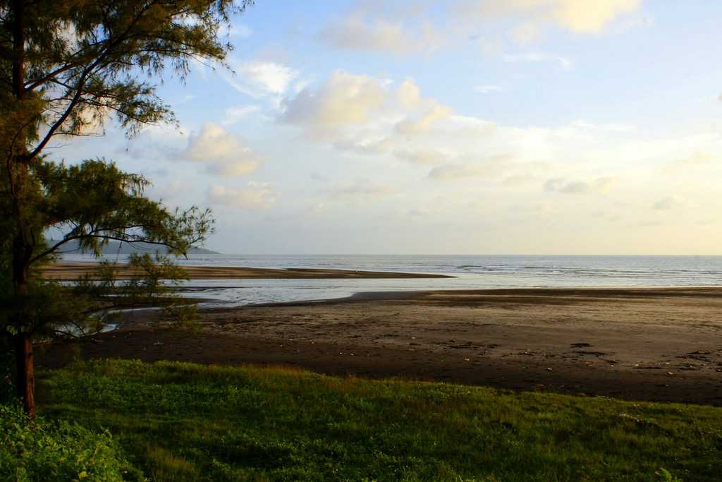 Dapoli, Karde Beach, Monsoon season