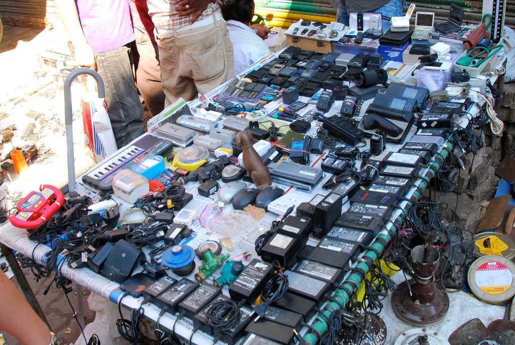 choz bazaar delhi, choz bazaar delhi mobile phone