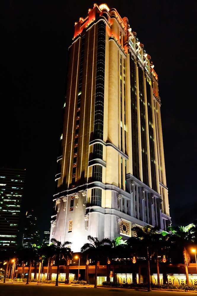 Parkview Square at Night