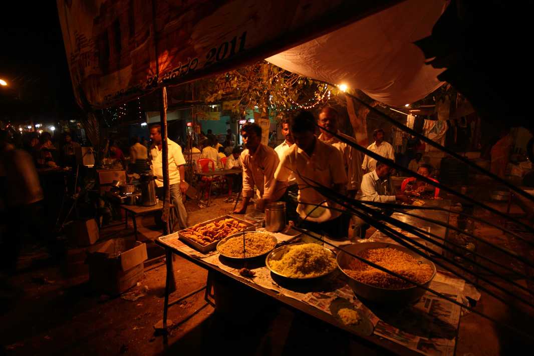 Shopping in Hampi