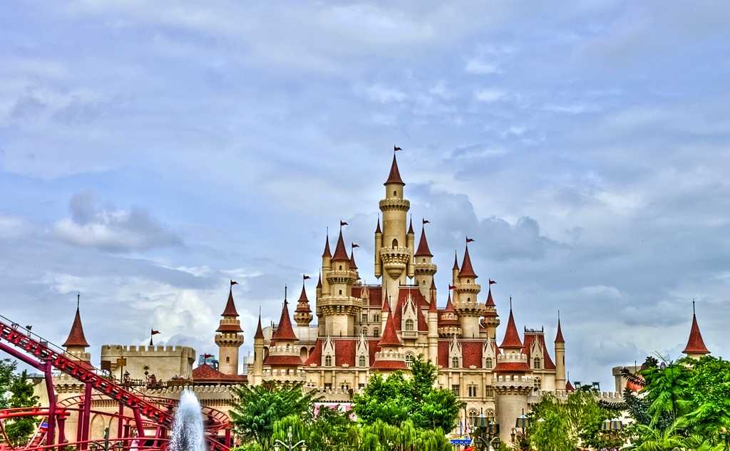 Far Far Away Castle at Universal Studios Singapore