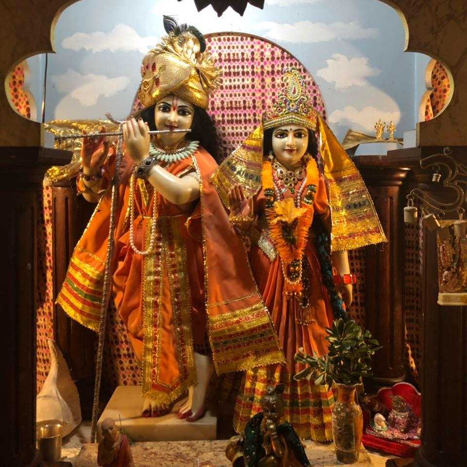 Radha Krishna Hindu Temple At Regina Tate Blog