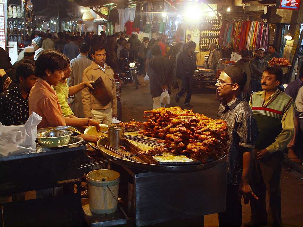 Nightlife in Delhi - 19 Ways To Enjoy Delhi at Night in 2022