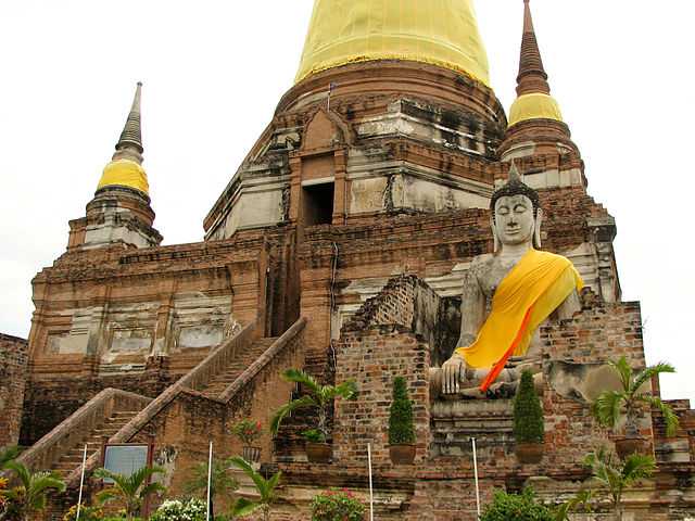 Wat Yai Chai Mongkhon