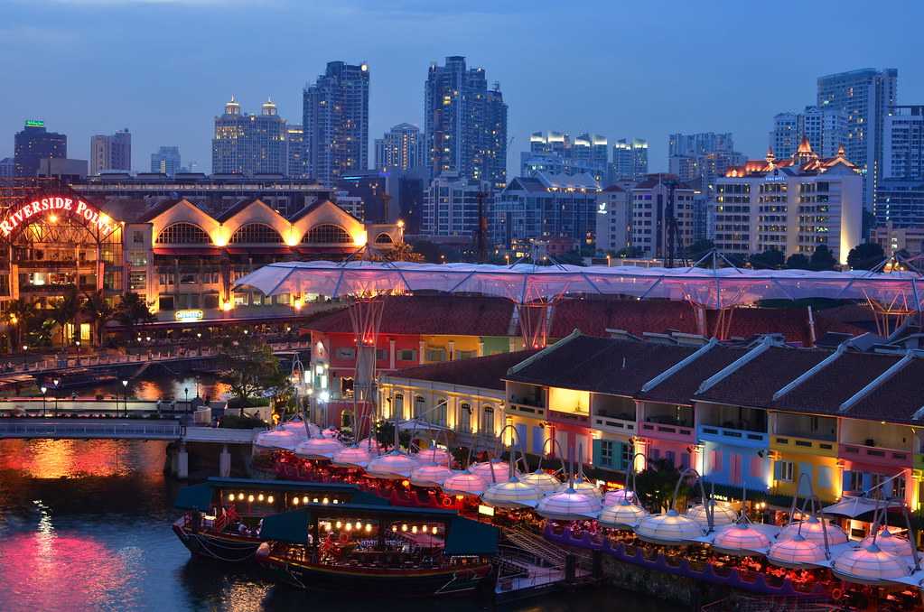 clarke quay CEntral