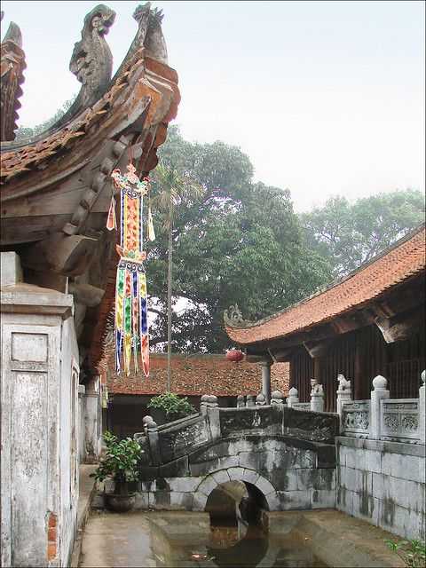 Pagoda But Thap  Hanoi Vietnam  History Architecture 