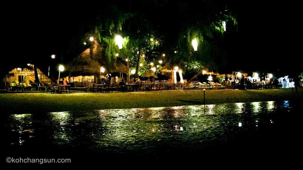The best nightlife spot in Koh Chang to relax and grab a few drinks!