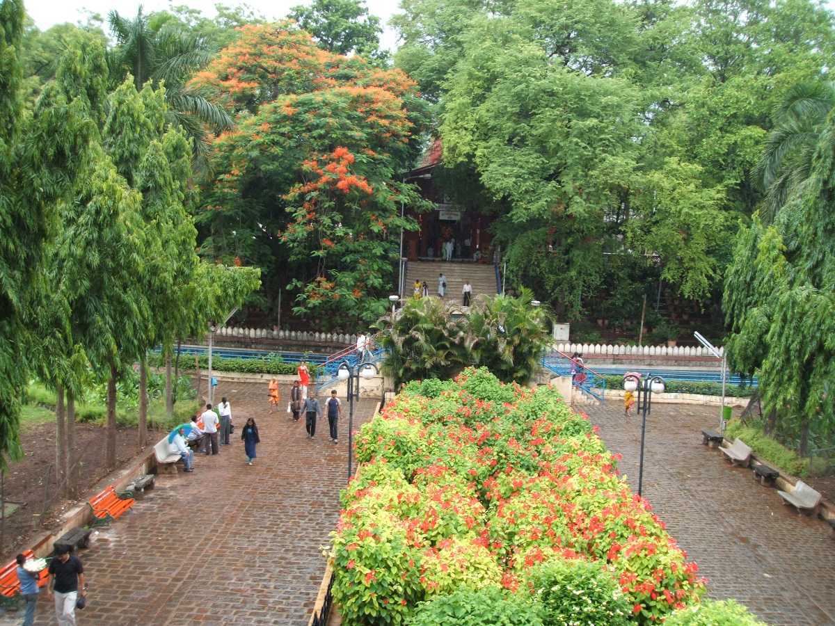 सरस बैग, Saras Baug is one of the tourist places in pune