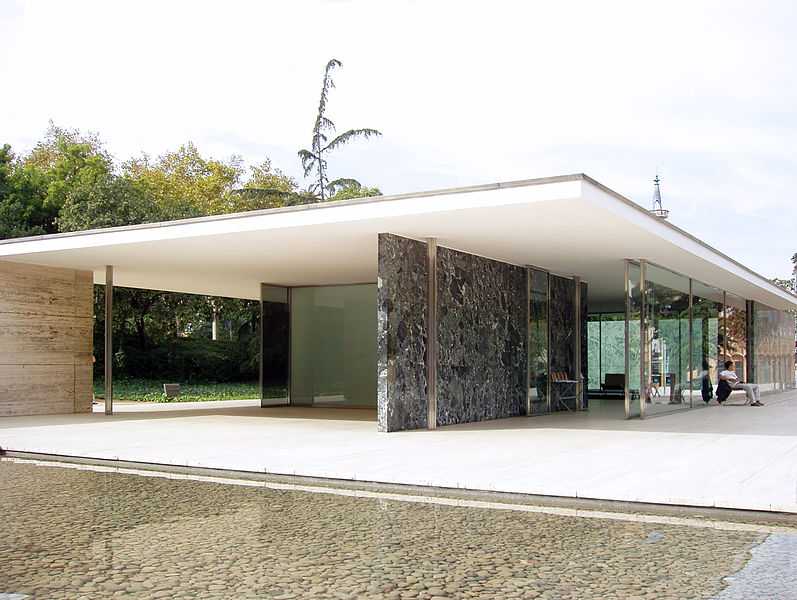 Pavellion Mies Van Der Rohe, Montjuic