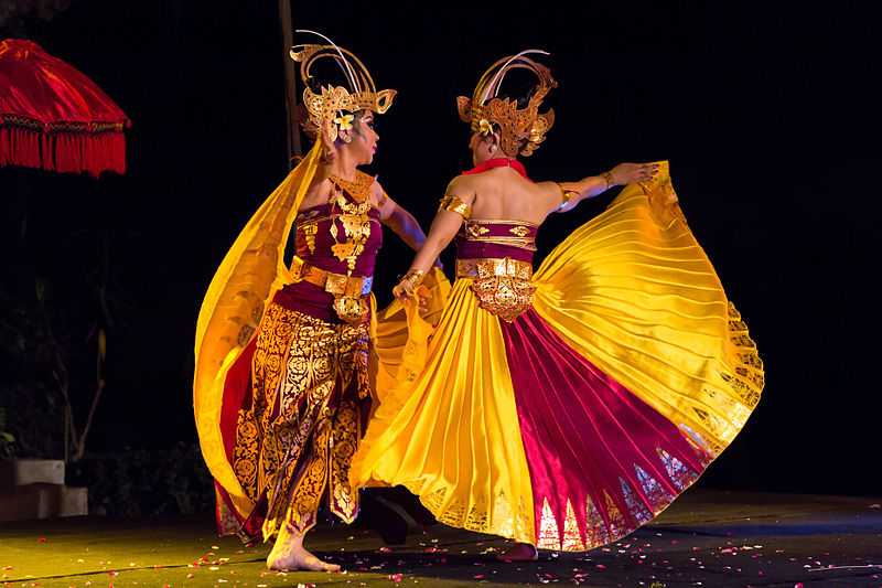 Dance in Bali involves Colourful and Vibrant Costumes