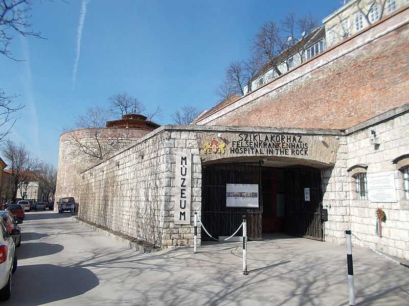 Hospital In The Rock Nuclear Bunker Museum Budapest Holidify