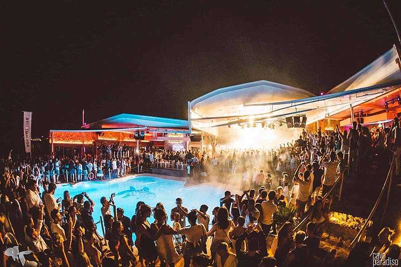 6 Sensational Clubs In Mykonos, Greece To Party In Paradise