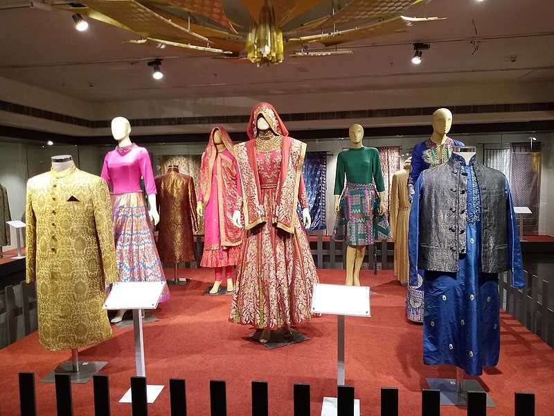 Ashdeen Mumbai store launches Festive 2022 collecion