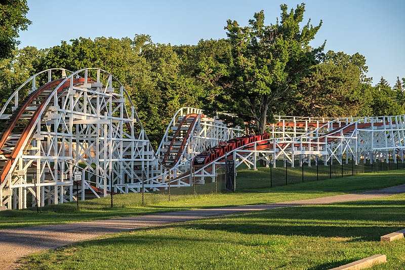 Best Roller Coasters in the NYC Metro Area