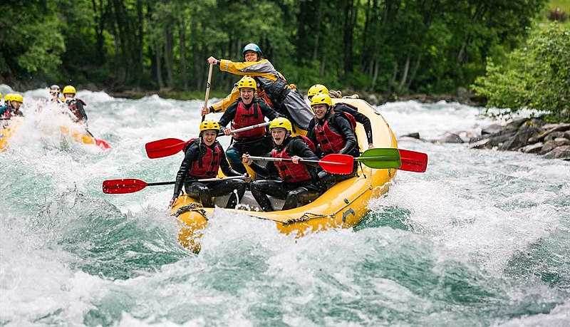 Top 10 River Rafting Destinations in India - Rishikesh, Kolad, Kullu Manali - KreedOn