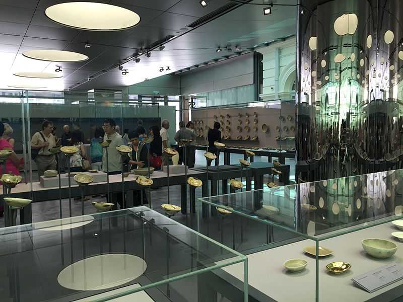 Tang Shipwreck Gallery at Asian Civilisations Museum Singapore