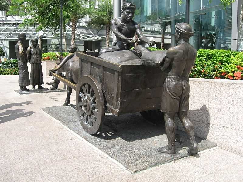 Sculpture along Singapore River