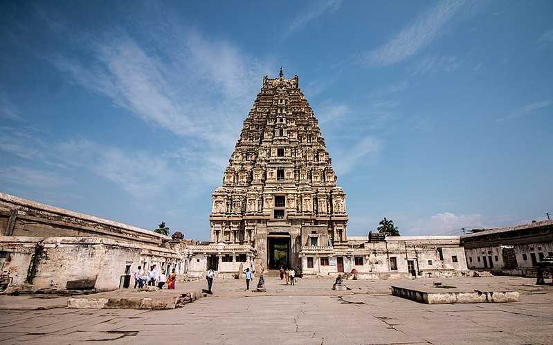 Virupaksha Temple, Hampi | Timings, Photos & Location