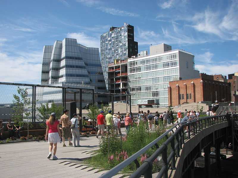 New York High Line Park Walking Tour