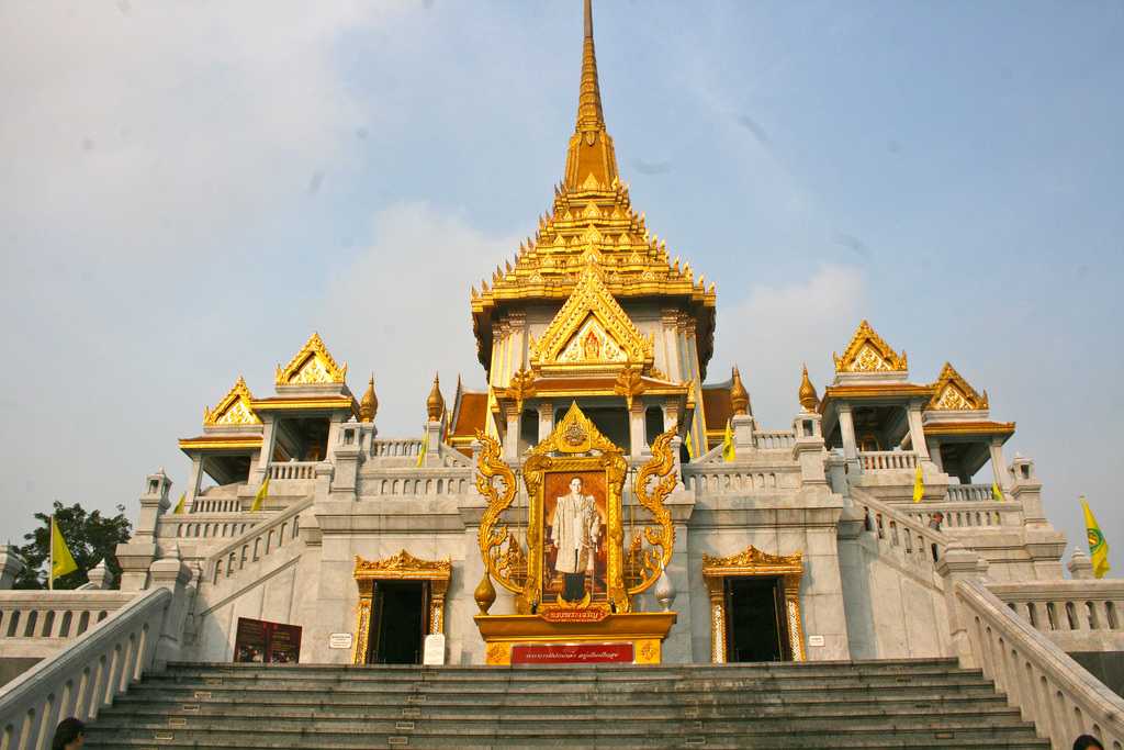 Wat Traimit, Temple of the Golden Buddha in Chinatown Bangkok