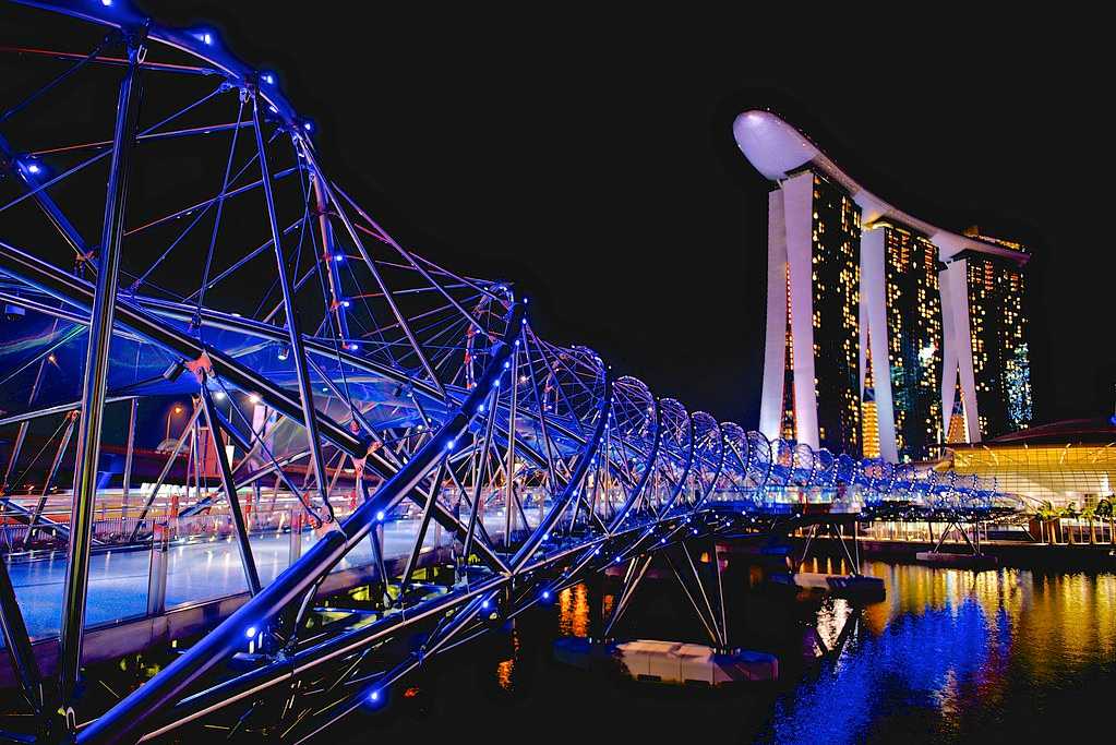 Helix Bridge, Singapore - Facts, How to Reach