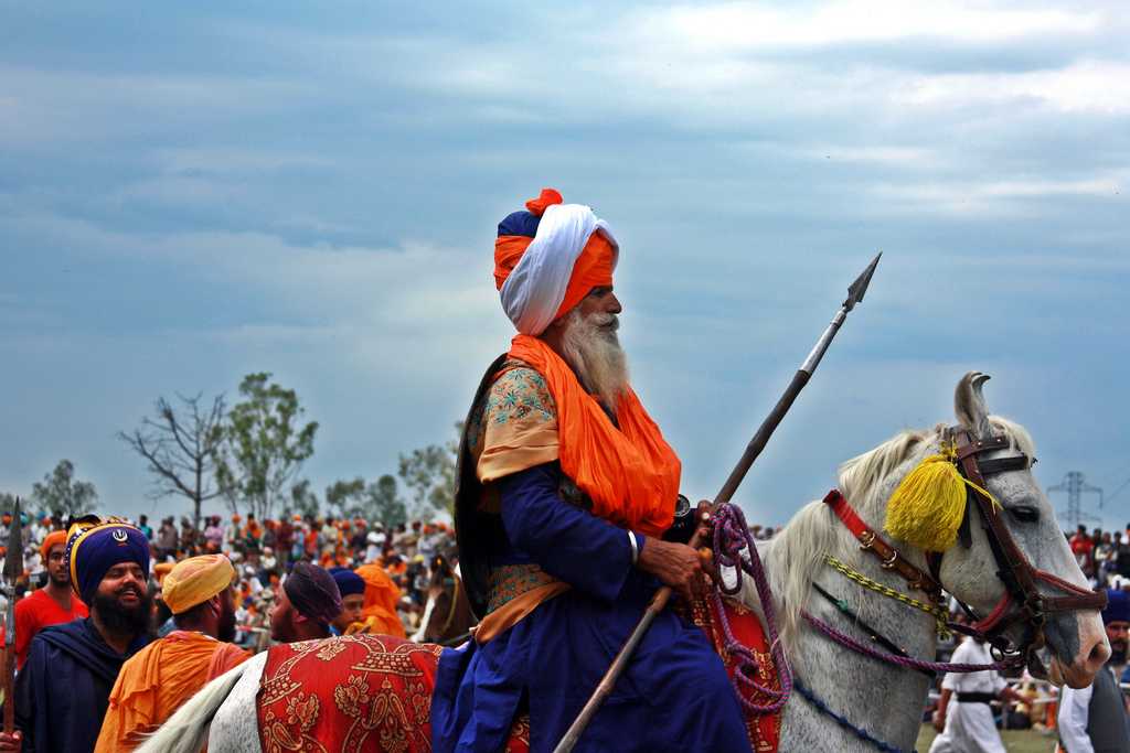 traditional punjabi culture dress