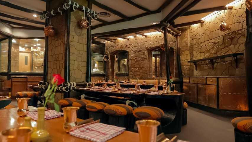 10 Best Fine Dining Restaurants in Delhi 2022