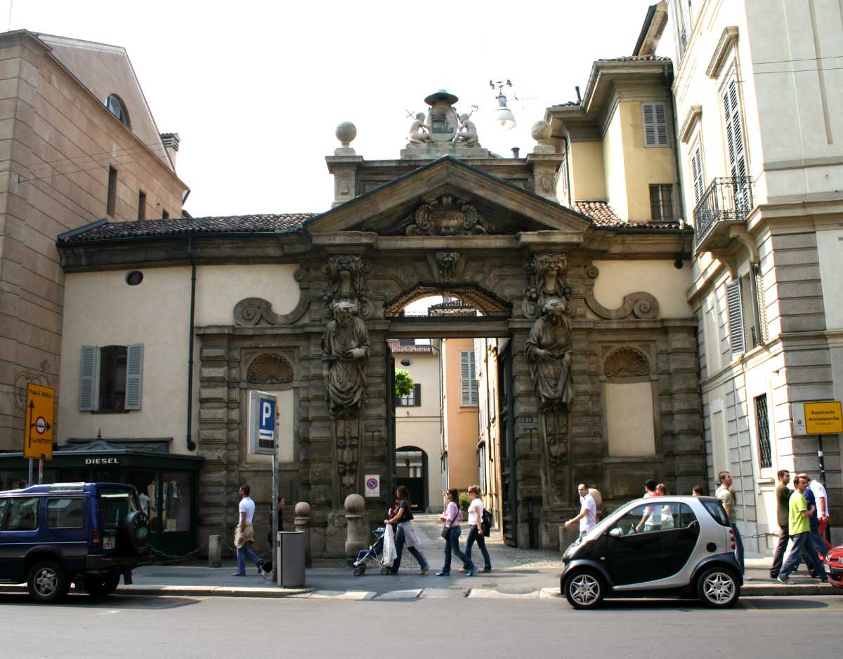 portrait milano corso venezia milano mi
