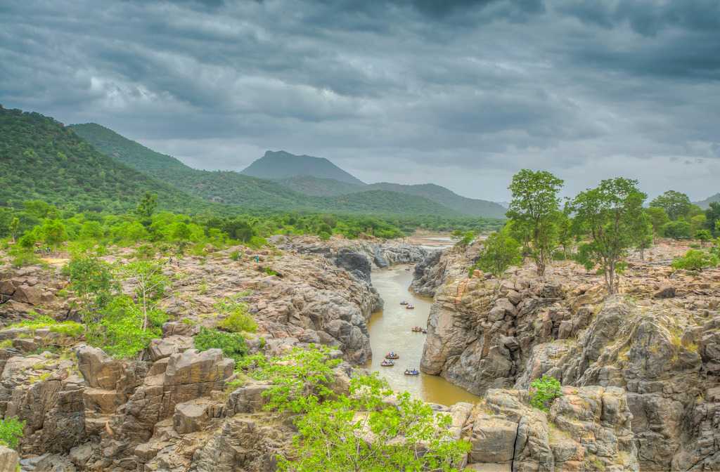 Hogenakkal in Monsoon