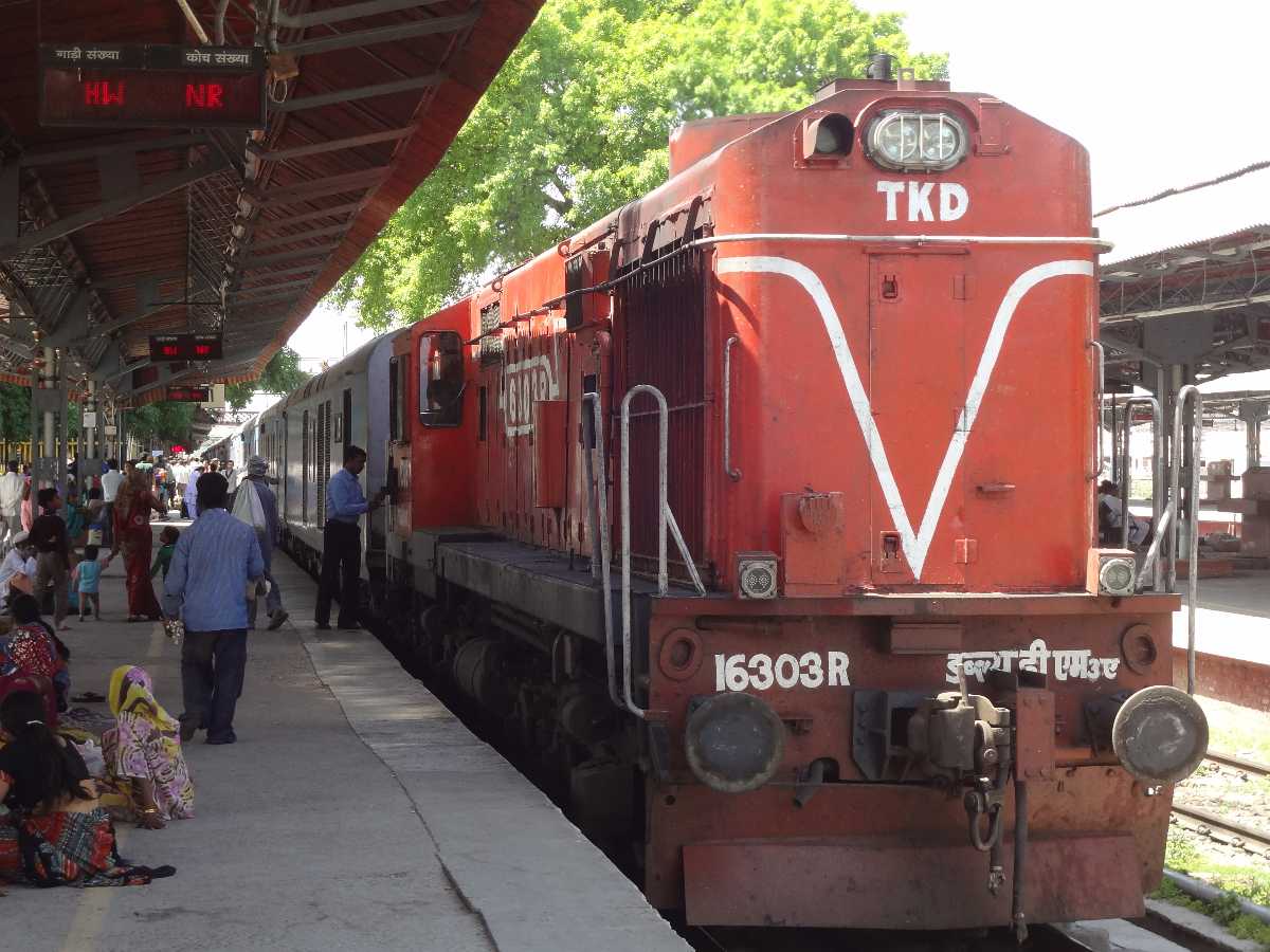 dehradun railway station