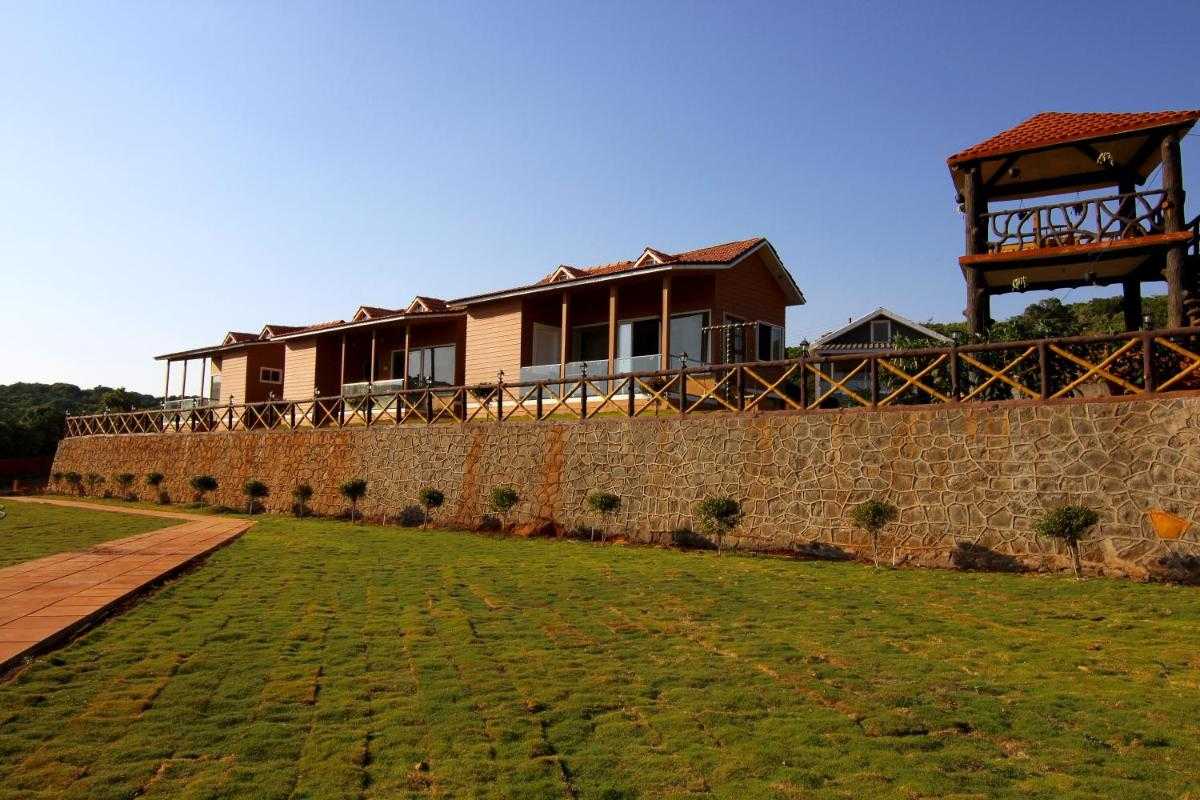 15 Pet Friendly Hotels In Mahabaleshwar (2023) | Updated Deals, Latest Reviews, Photos