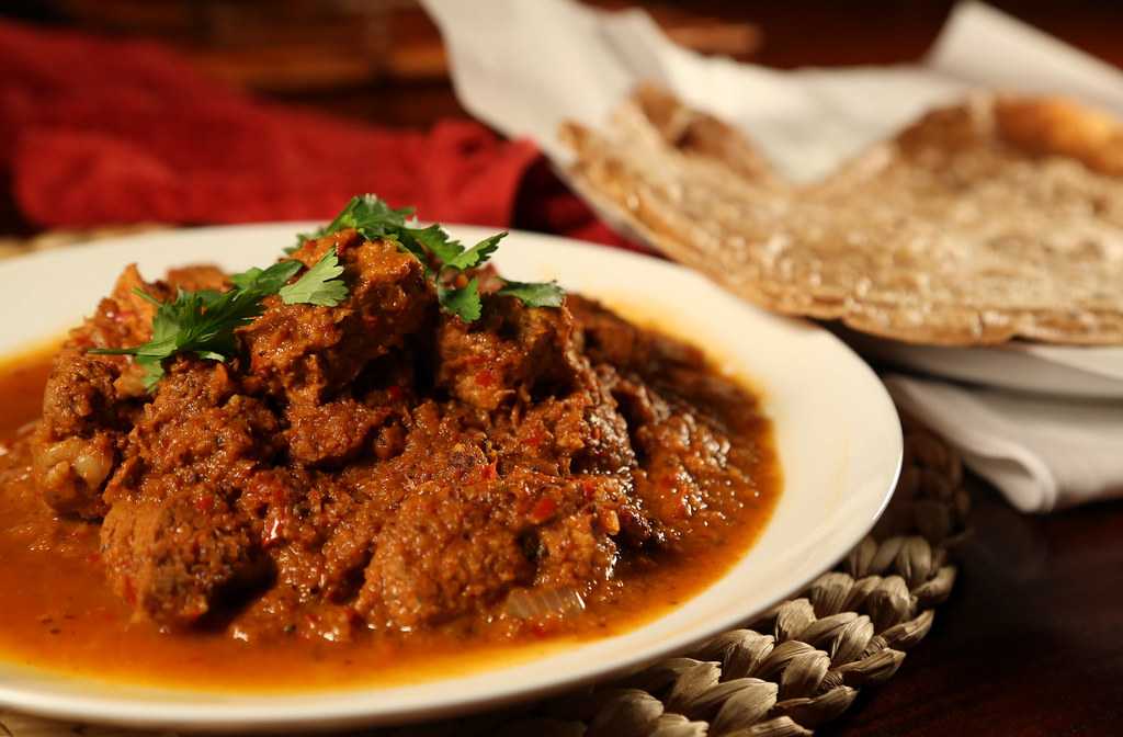 Pork Vindaloo, Street food of goa