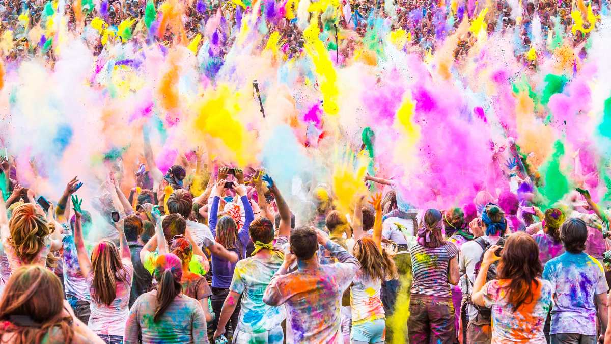 Holi in Nepal 2024 Dates, Traditional Festivities & Food Holidify