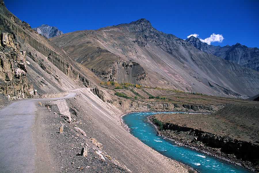 A view of mountains and Spiti river in himachal pradesh