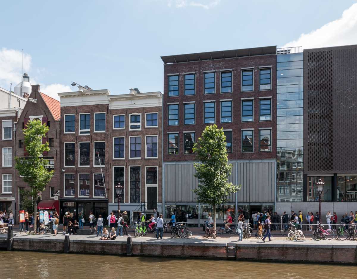 Anne Frank Huis, Amsterdam Timings, Entry Fee, Photos, How to Reach