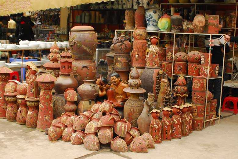 Bat Trang Pottery Village Products