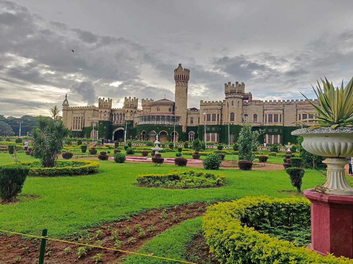 Bangalore Palace , chandigarh to bangalore flights 